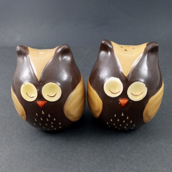 Set Of  Ceramic Owl Salt And Pepper Shaker - Picture 2 of 6